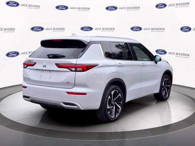 Used 2022 Mitsubishi Outlander SEL AWD/4WD image 5