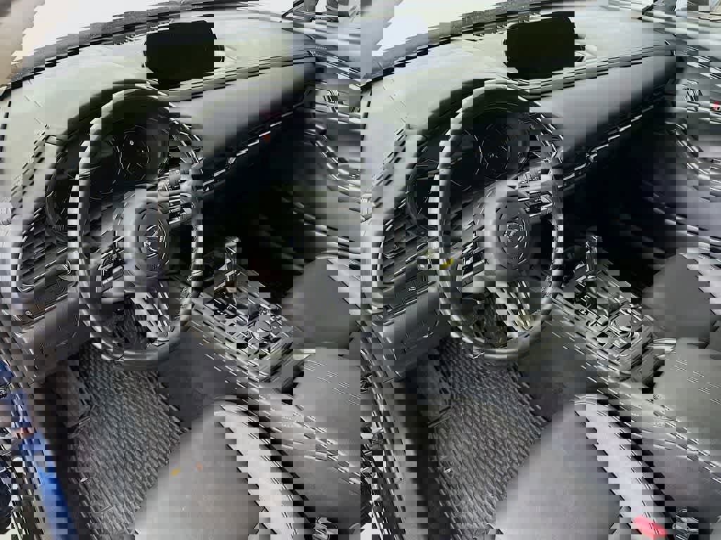 Used 2023 MAZDA CX-30 AWD 2.5 S w/ Select Package image 9