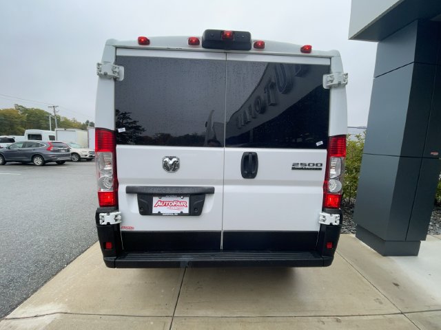 Used 2025 RAM ProMaster 2500 w/ U-Haul Equipment Group FWD image 6
