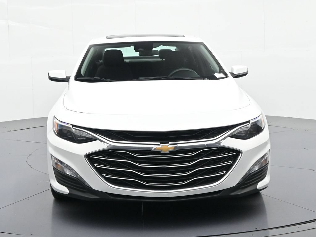 Used 2024 Chevrolet Malibu LT FWD image 3