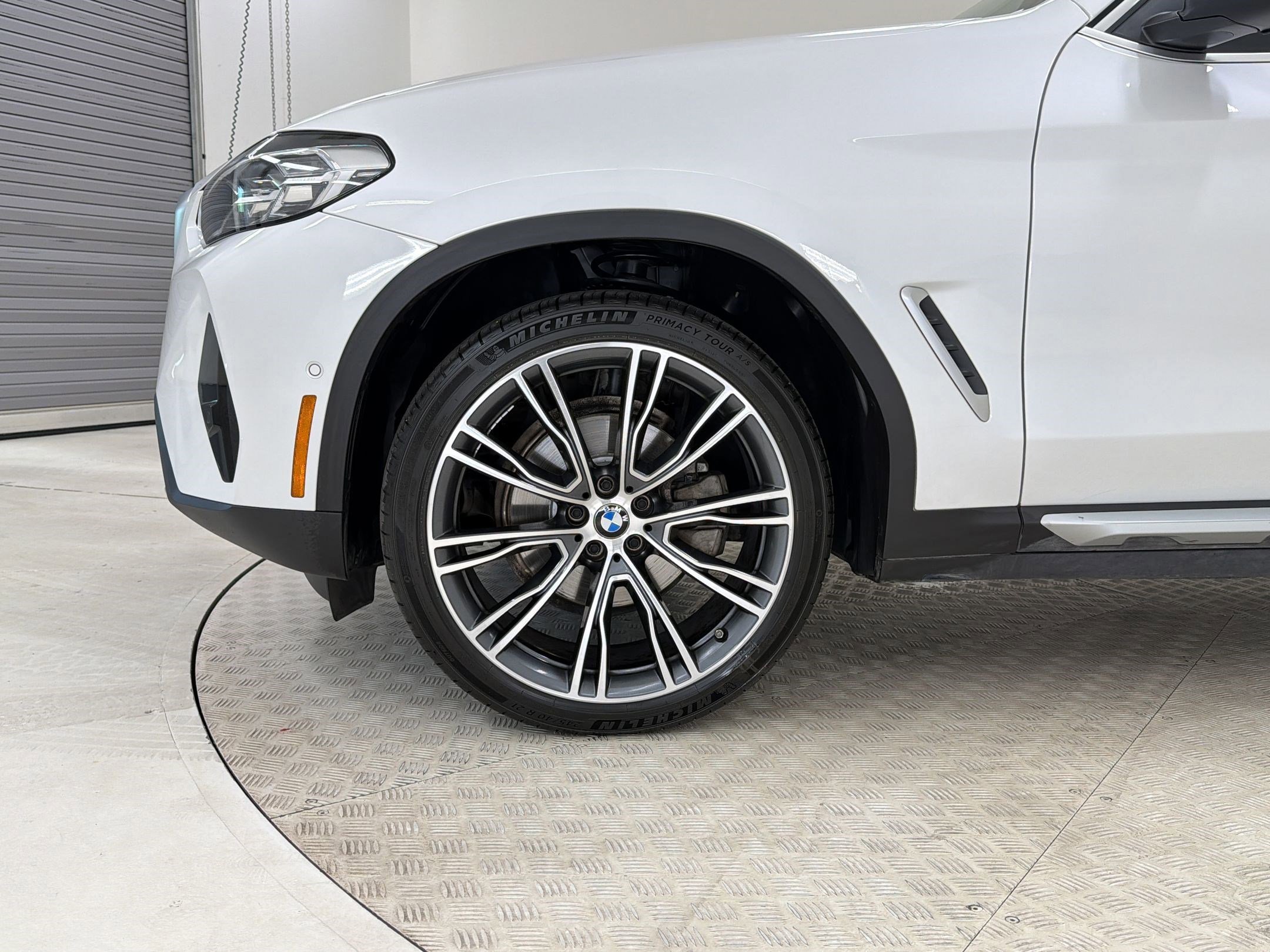 Used 2023 BMW X3 sDrive30i w/ Premium Package image 12