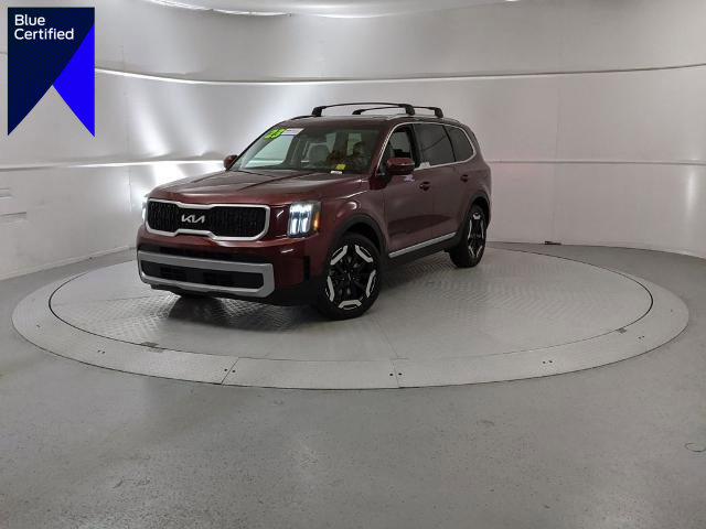 Used 2023 Kia Telluride EX w/ EX Captain's Chair Package
