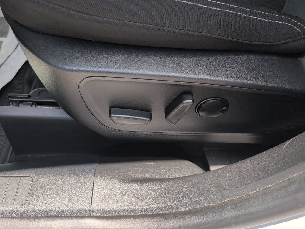 Certified 2024 Ford Escape Active FWD image 9