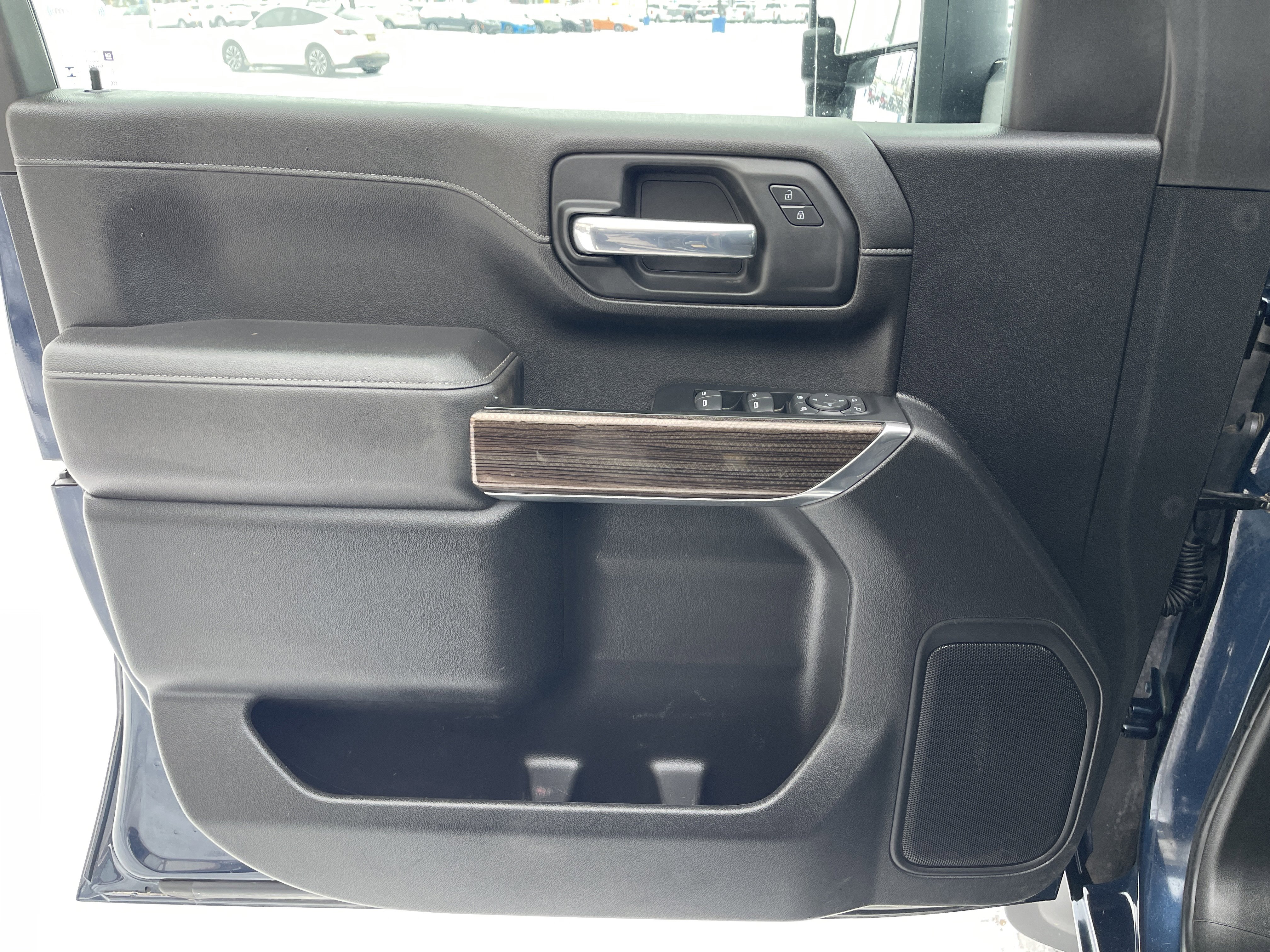 Used 2022 Chevrolet Silverado 3500 LT w/ Convenience Package image 13