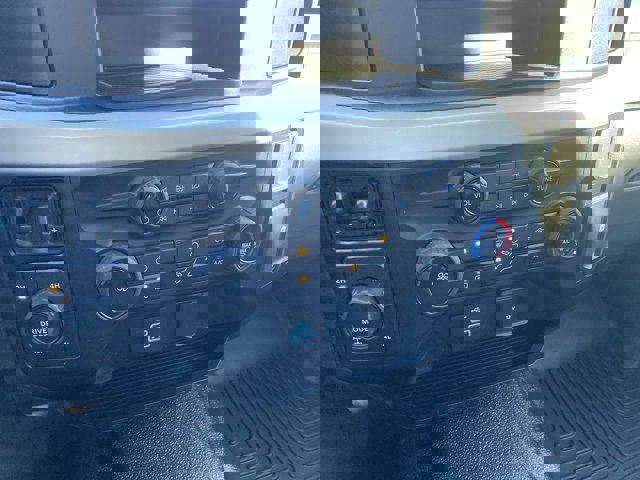 Certified 2023 Ford F250 XL w/ XL Off-Road Package image 17