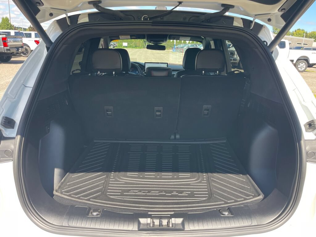 Certified 2023 Ford Escape ST-Line Elite w/ Premium Technology Package AWD/4WD image 24