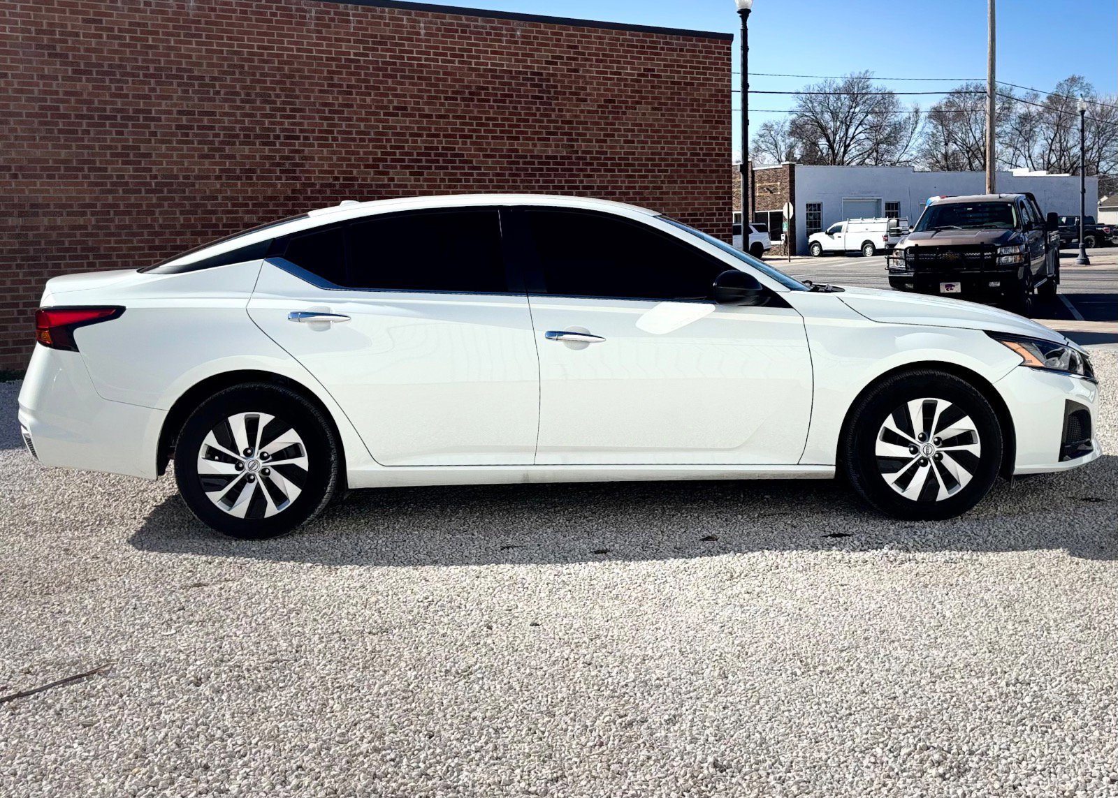 Used 2025 Nissan Altima 2.5 S FWD video 2