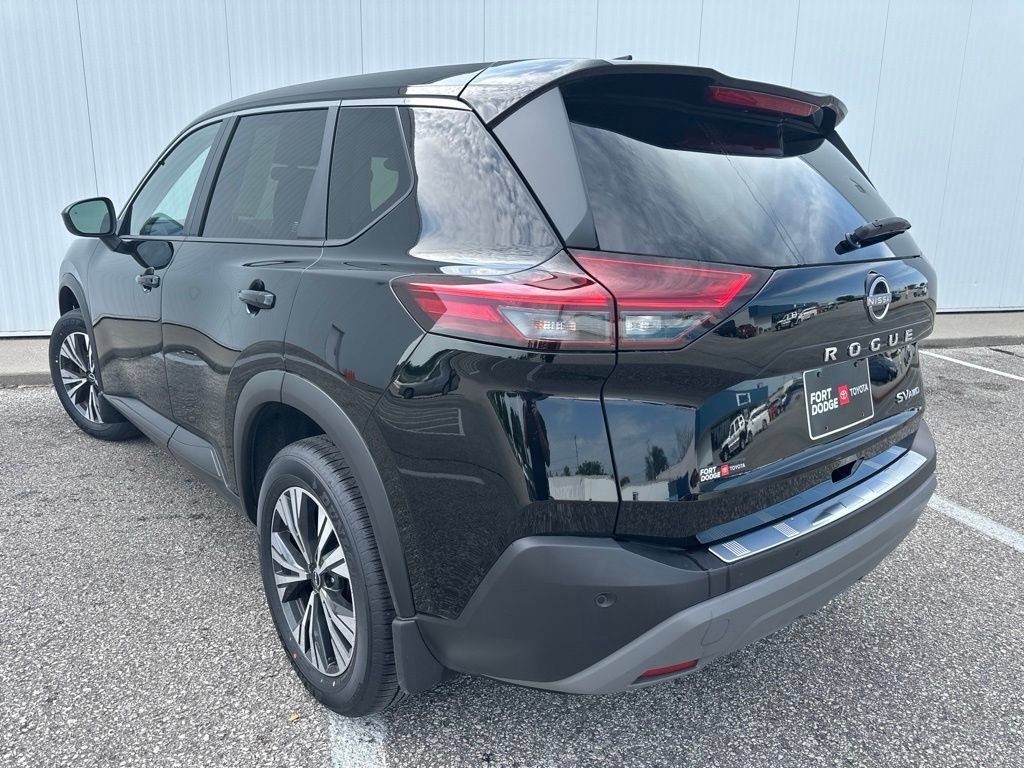 Used 2023 Nissan Rogue SV AWD/4WD image 5