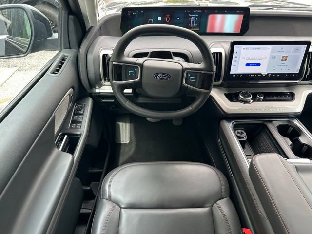 Certified 2025 Ford Expedition Active RWD image 13