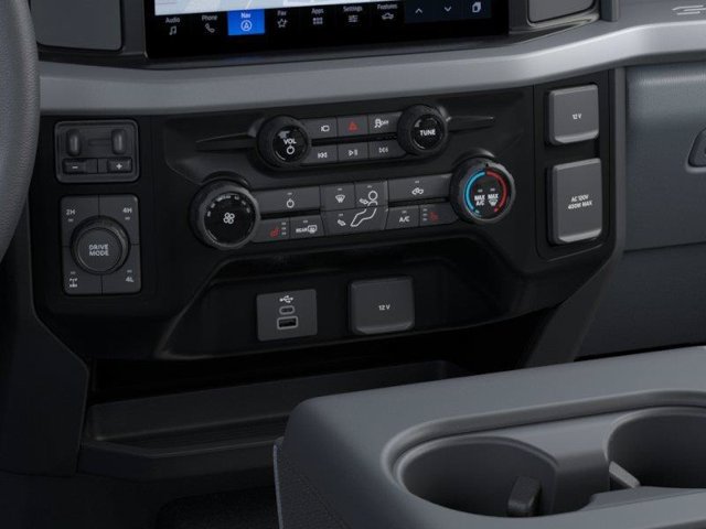 Certified 2026 Ford F350 XLT w/ XLT Premium Package AWD/4WD image 20