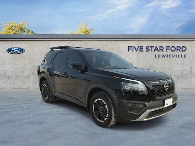 Used 2025 Nissan Pathfinder Rock Creek AWD/4WD image 2