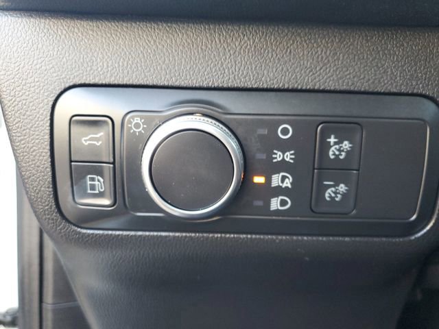 Certified 2022 Ford Escape SE w/ SE Sport Appearance Package image 20