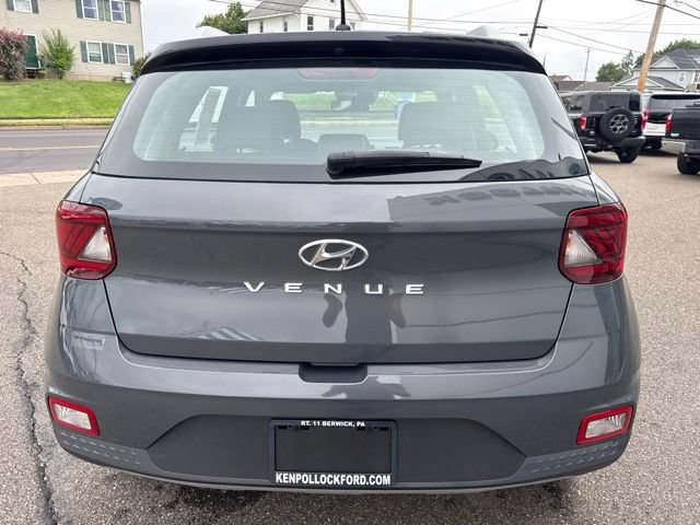 Used 2024 Hyundai Venue Limited FWD image 7