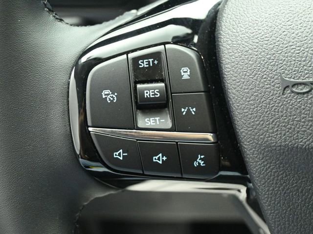 Certified 2025 Ford Escape Platinum AWD/4WD image 28