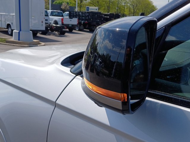 Used 2025 Jeep Grand Cherokee Summit AWD/4WD image 30