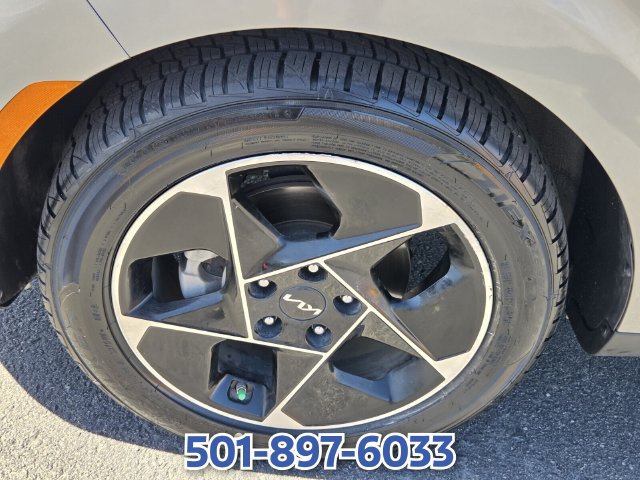Used 2023 Kia Soul EX FWD image 16