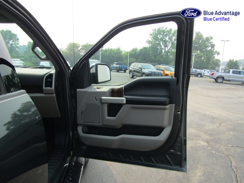 Certified 2018 Ford F150 Lariat w/ Equipment Group 502A Luxury AWD/4WD image 43