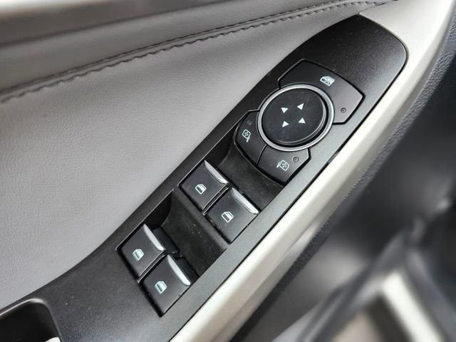 Certified 2022 Ford Explorer XLT w/ Equipment Group 202A image 18