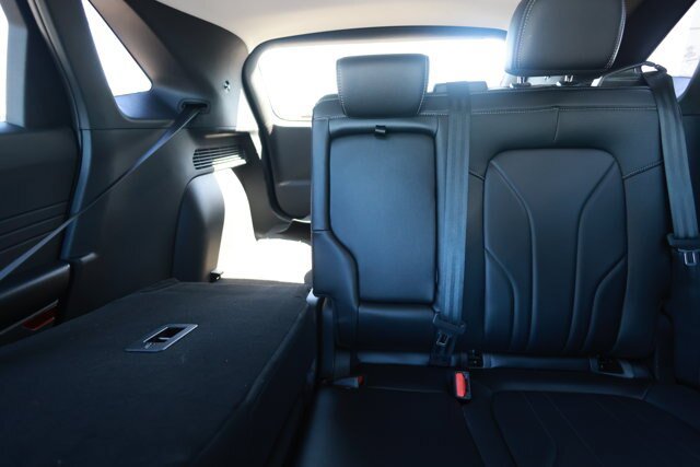 Certified 2025 Ford Escape Platinum w/ Premium Technology Package AWD/4WD image 17