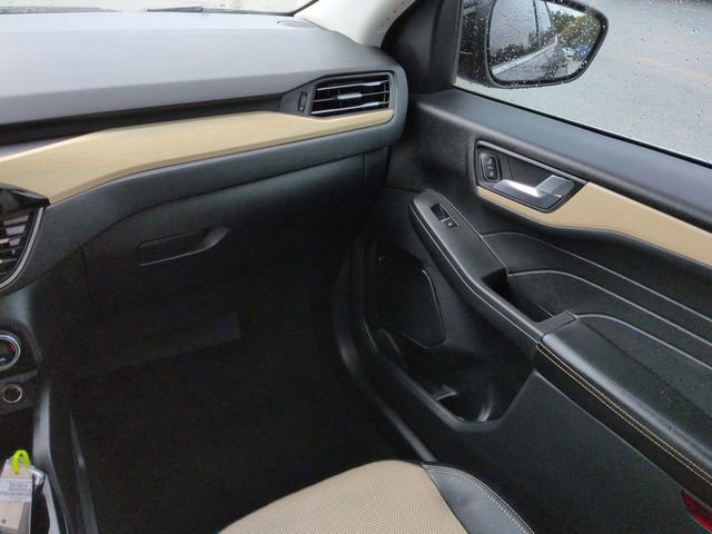 Certified 2021 Ford Escape Titanium w/ Titanium Elite Package image 16