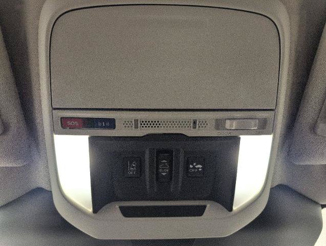 Used 2023 Subaru Forester Premium AWD/4WD image 19