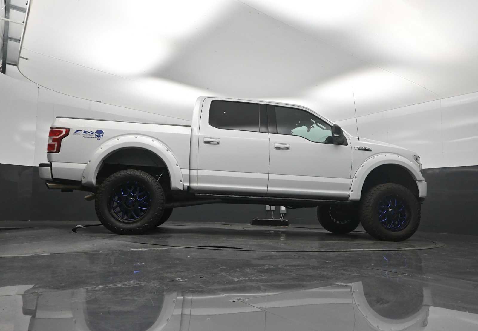 Certified 2019 Ford F150 XLT w/ Equipment Group 302A Luxury AWD/4WD image 24
