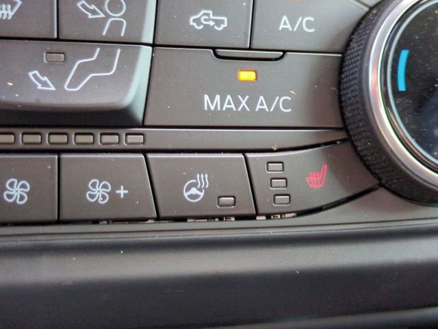 Certified 2024 Ford Maverick Lariat w/ Black Appearance Package image 27