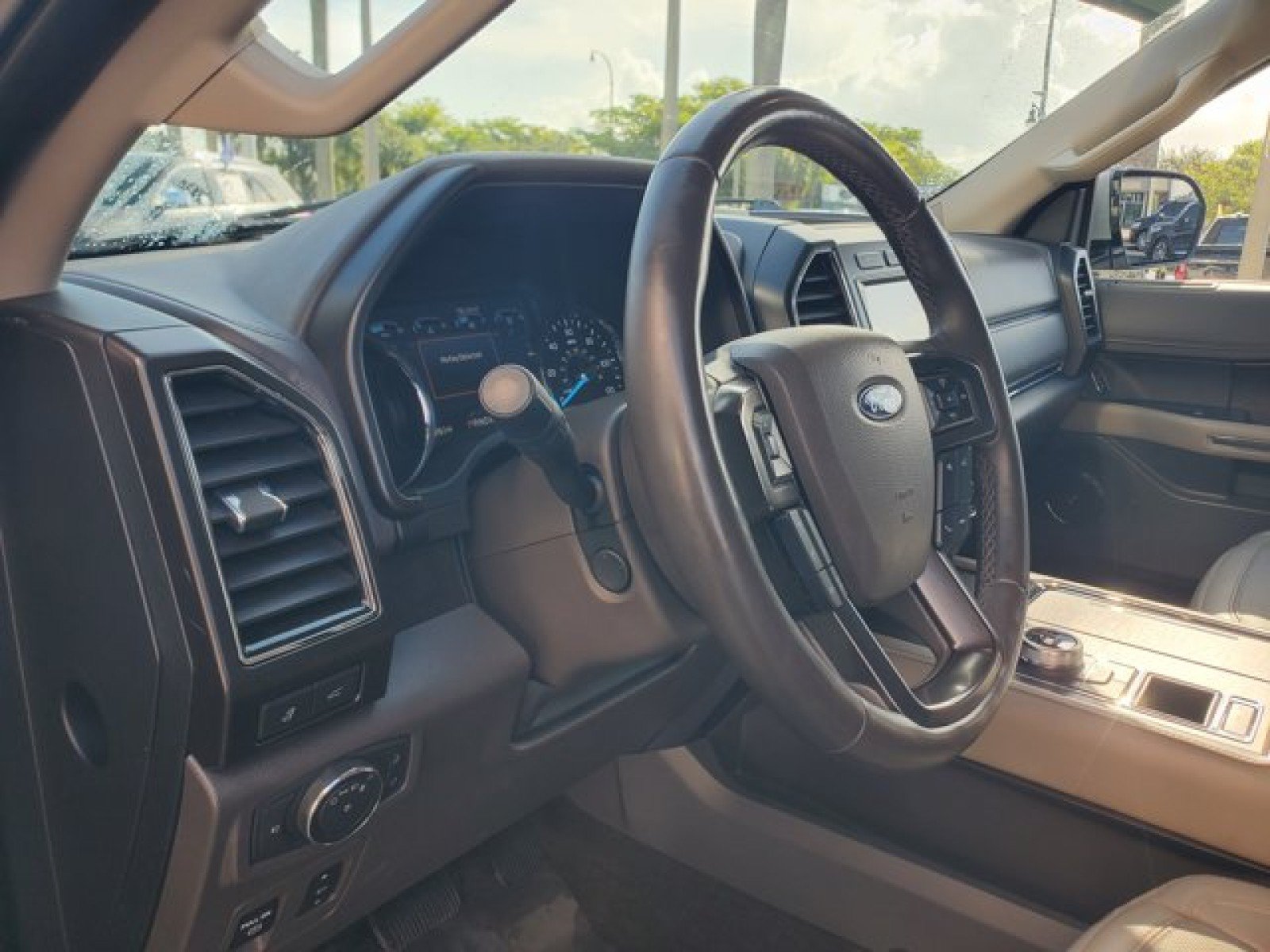 Certified 2021 Ford Expedition Max Limited RWD image 10