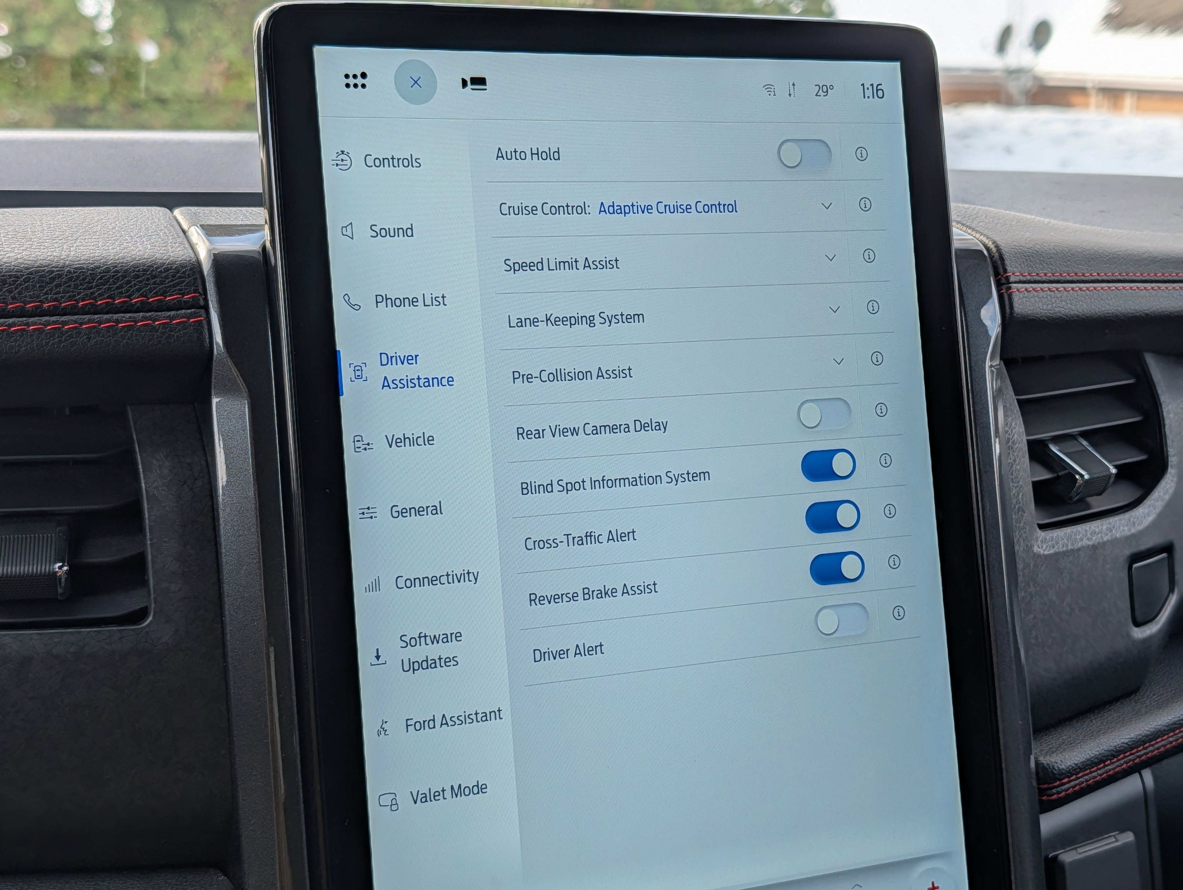 Certified 2022 Ford Expedition Limited image 24