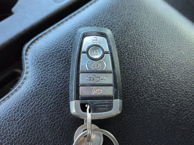 Certified 2019 Ford F250 Lariat w/ Lariat Ultimate Package image 28