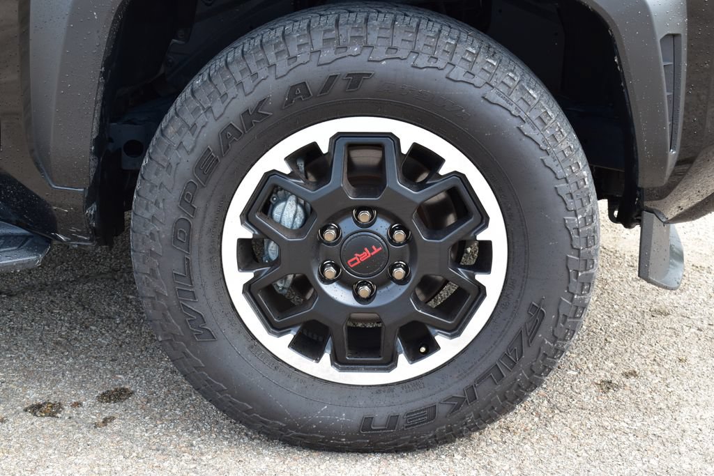 Used 2025 Toyota 4Runner TRD Off-Road AWD/4WD image 4