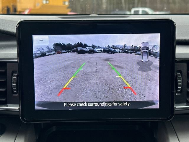 Certified 2022 Ford Explorer XLT w/ Equipment Group 202A image 36