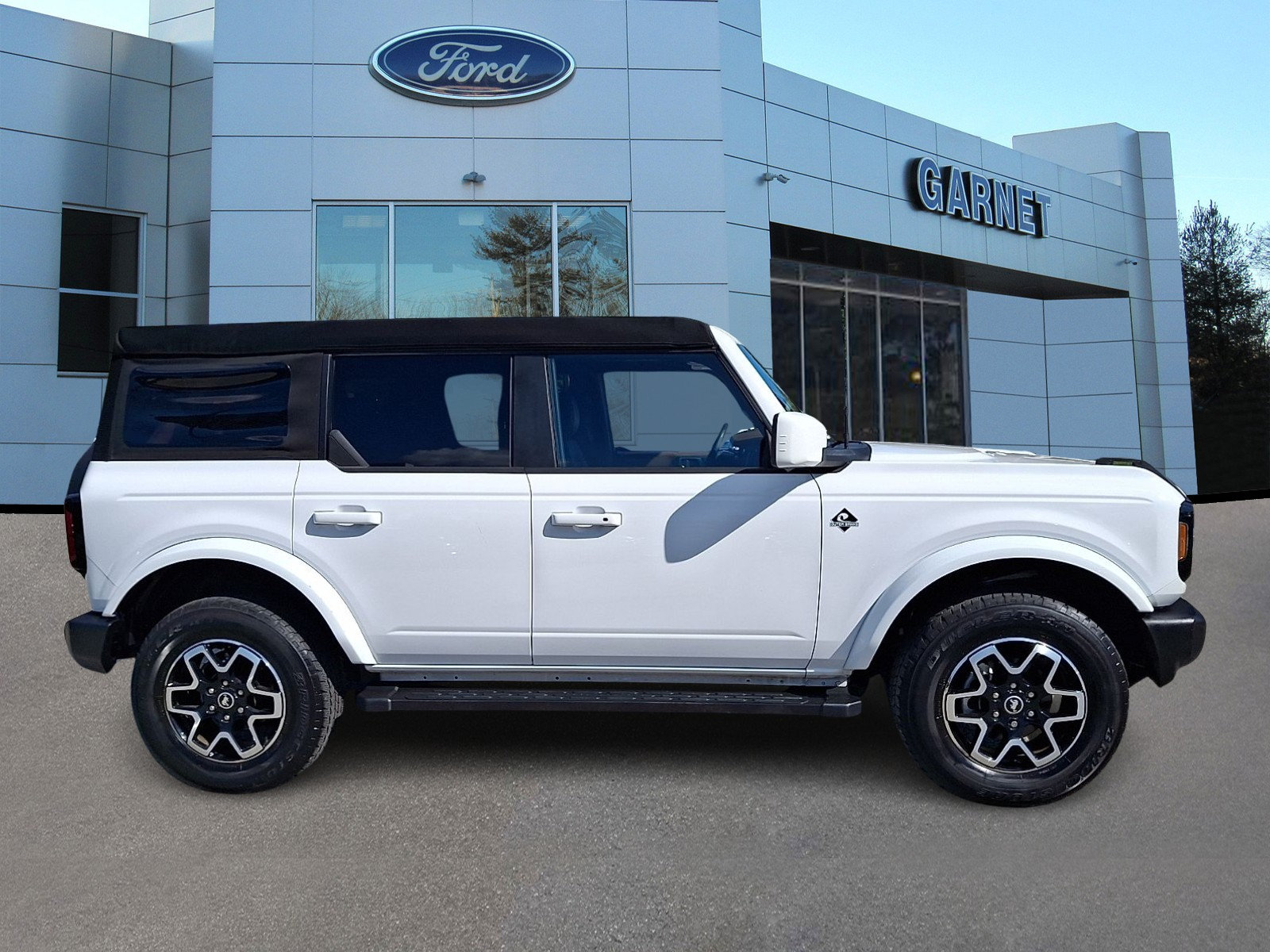 Certified 2024 Ford Bronco Outer Banks AWD/4WD image 10