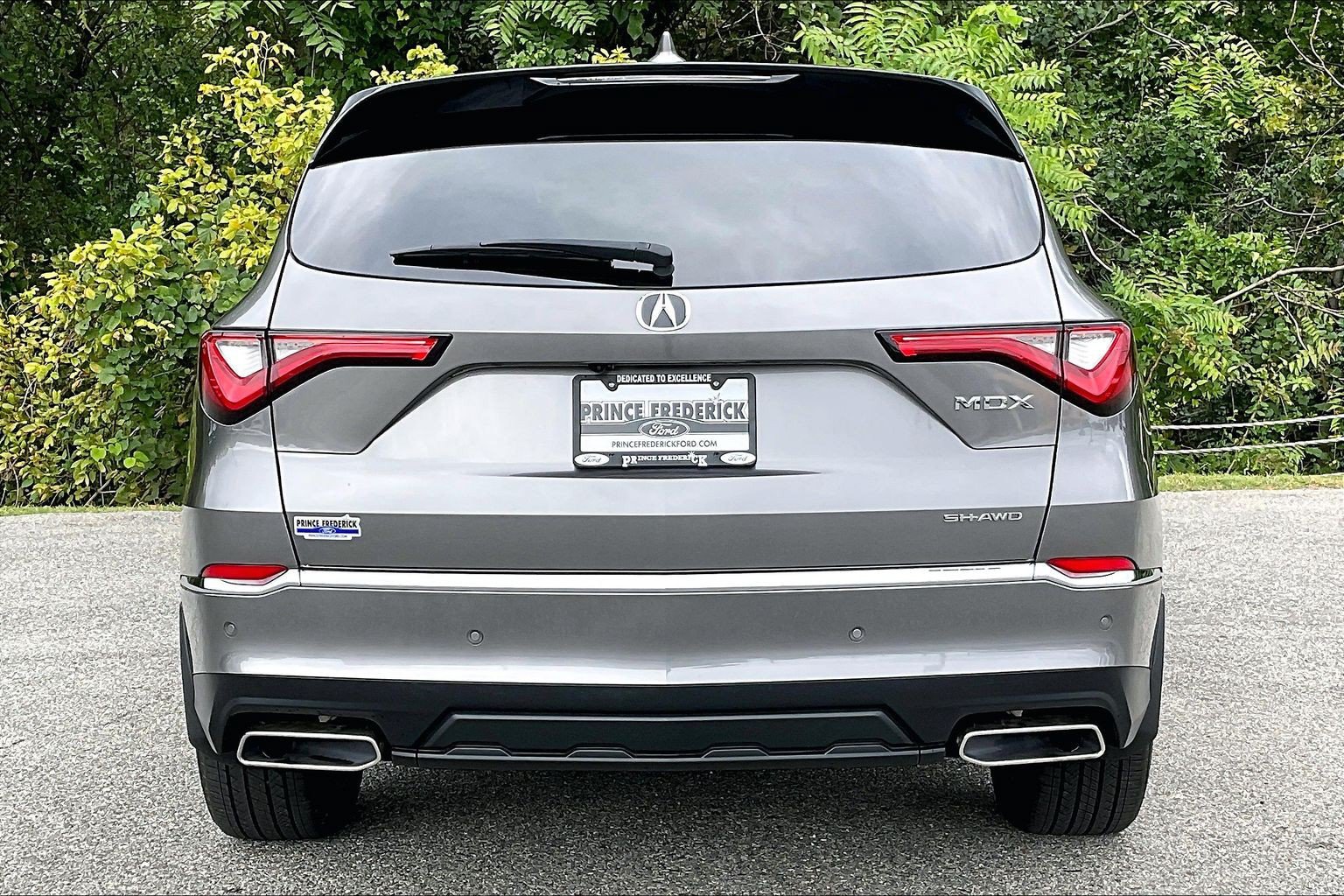 Used 2024 Acura MDX w/ Technology Package AWD/4WD image 4