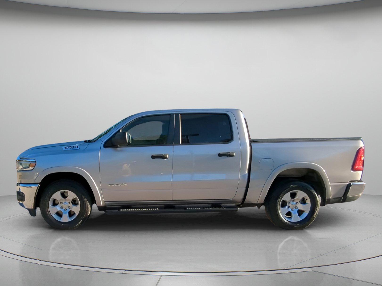 Used 2025 RAM 1500 Big Horn RWD image 16