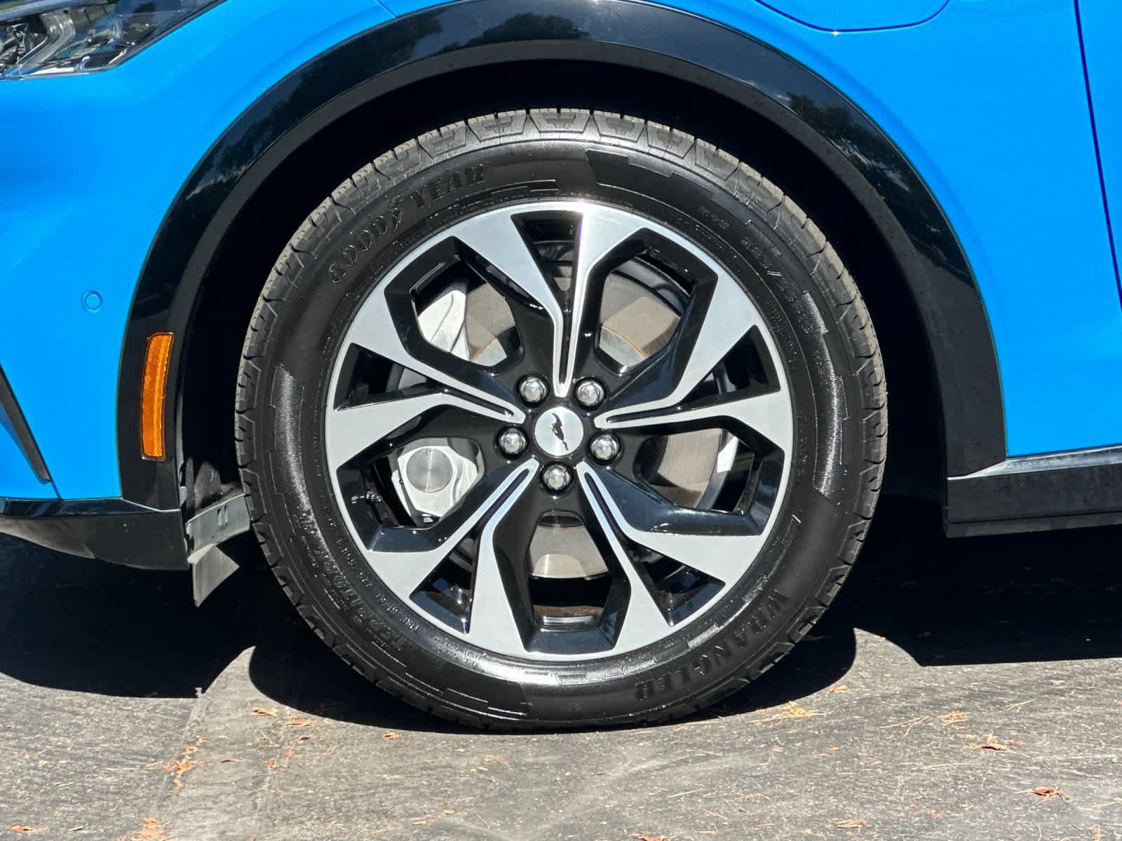Certified 2023 Ford Mustang Mach-E Premium AWD/4WD image 26