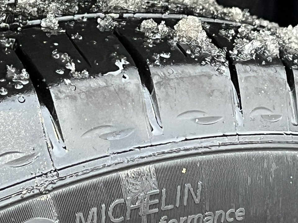 Used 2023 GMC Acadia Denali w/ Trailering Package image 14