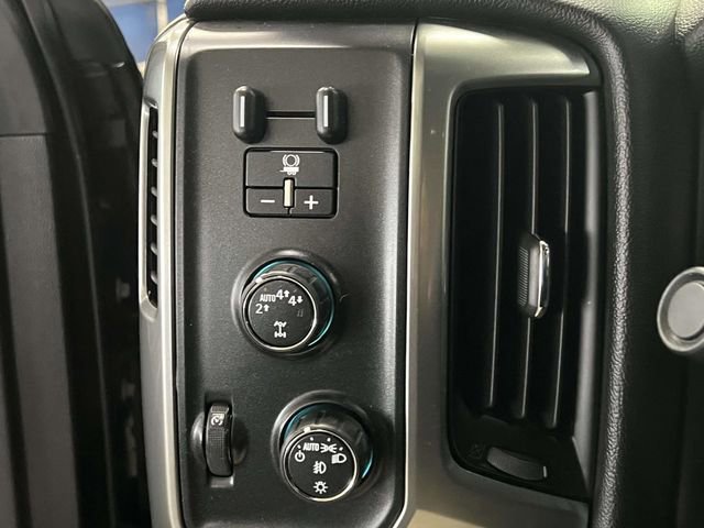 Used 2017 Chevrolet Silverado 1500 LT w/ All Star Edition image 22