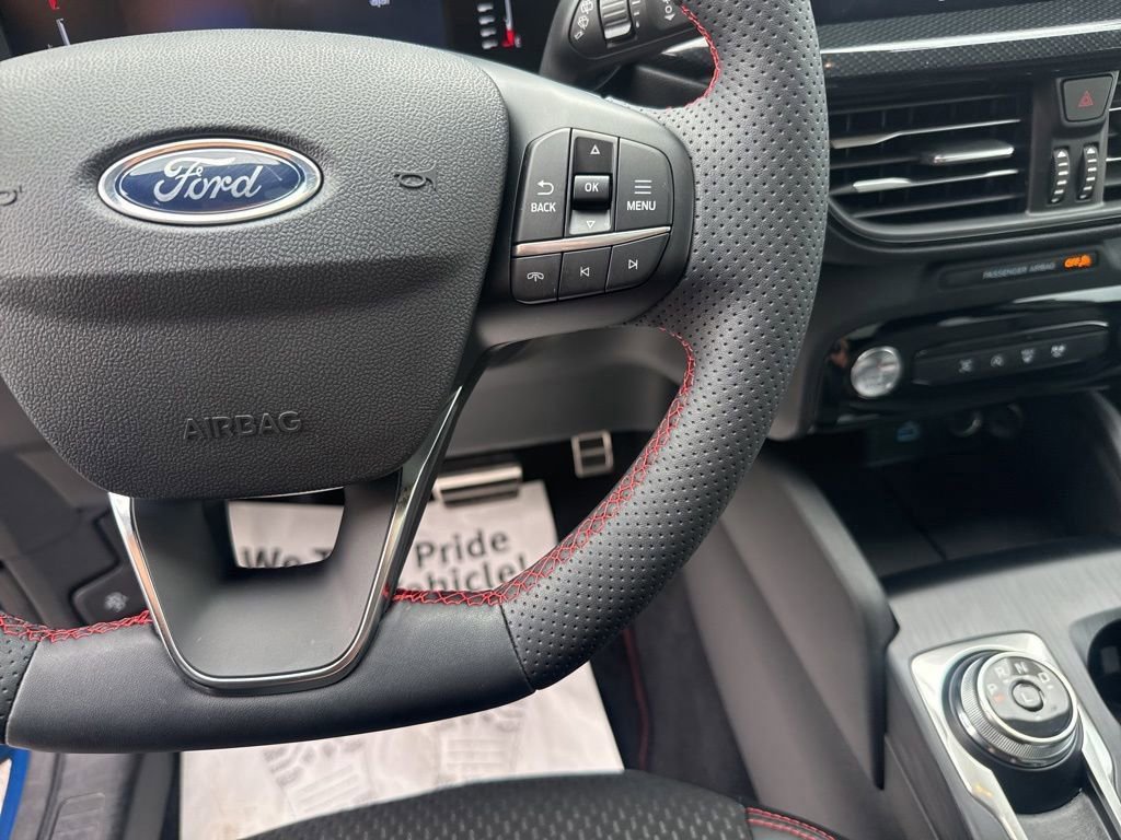 Certified 2023 Ford Escape ST-Line w/ Tech Pack #1 image 15