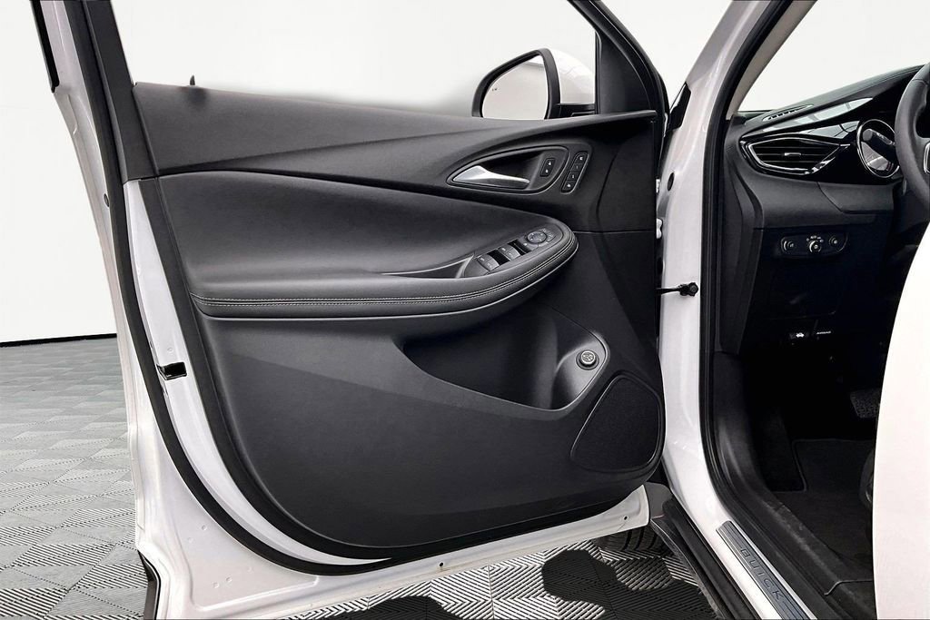 Used 2023 Buick Encore GX Essence w/ Experience Buick Package image 23