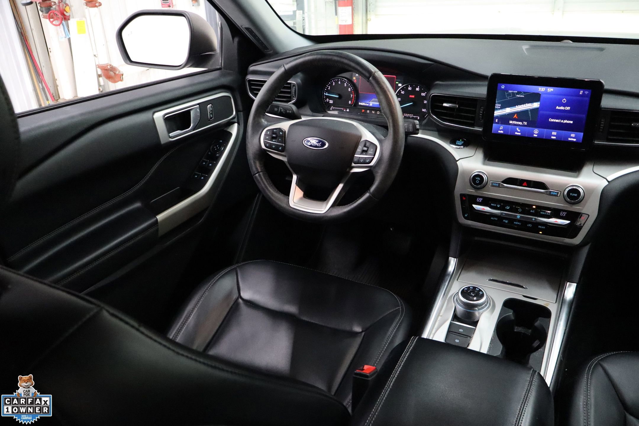 Certified 2021 Ford Explorer XLT w/ Equipment Group 202A image 25