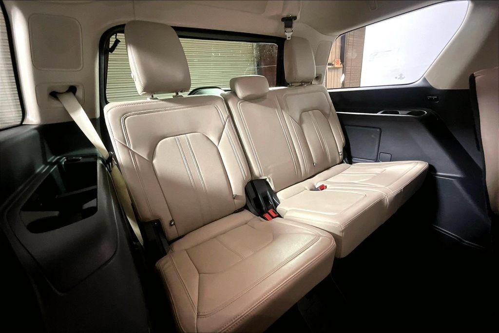 Certified 2024 Ford Expedition Limited RWD image 23