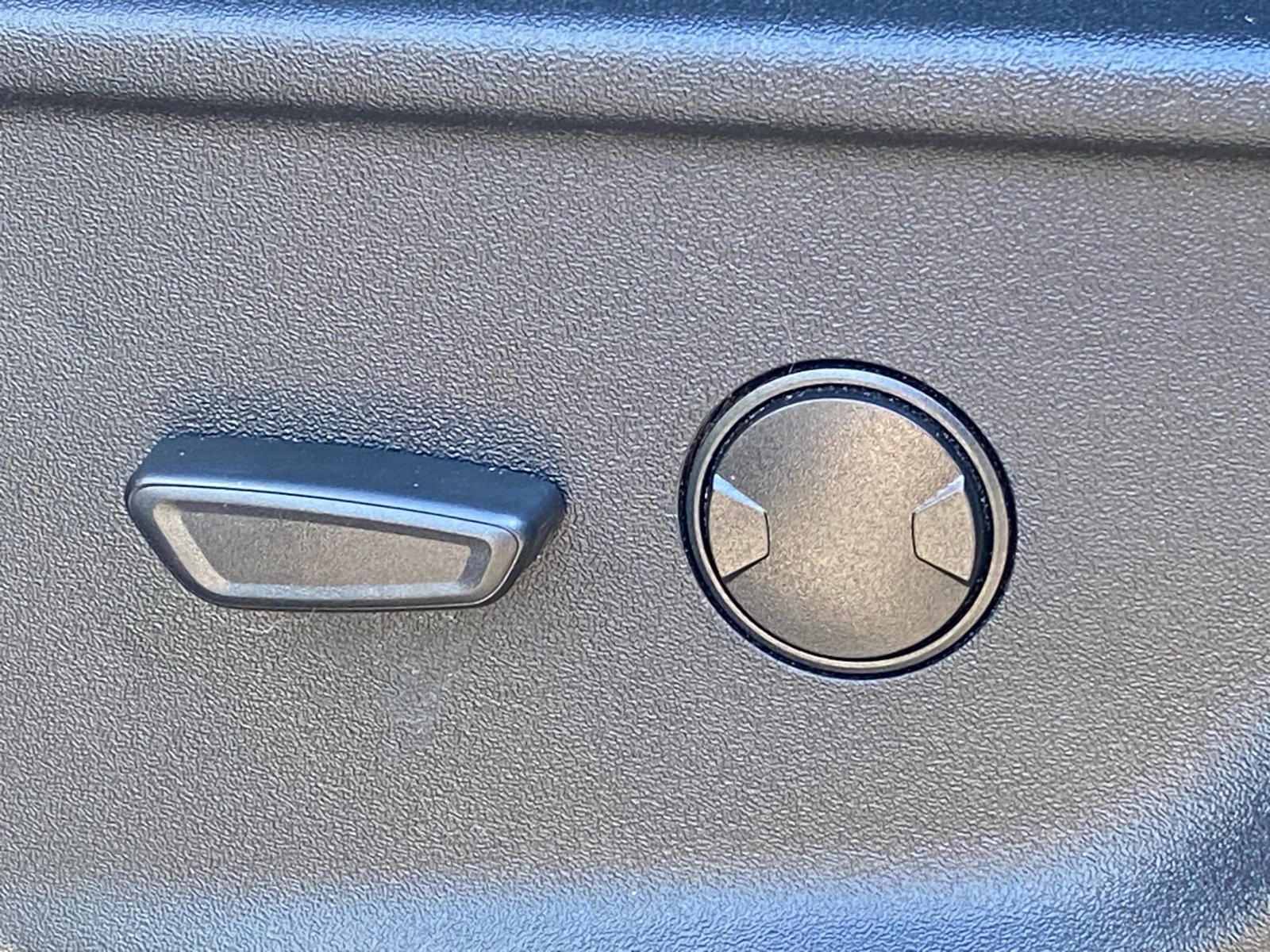 Certified 2024 Ford F250 XLT w/ XLT Premium Package image 16