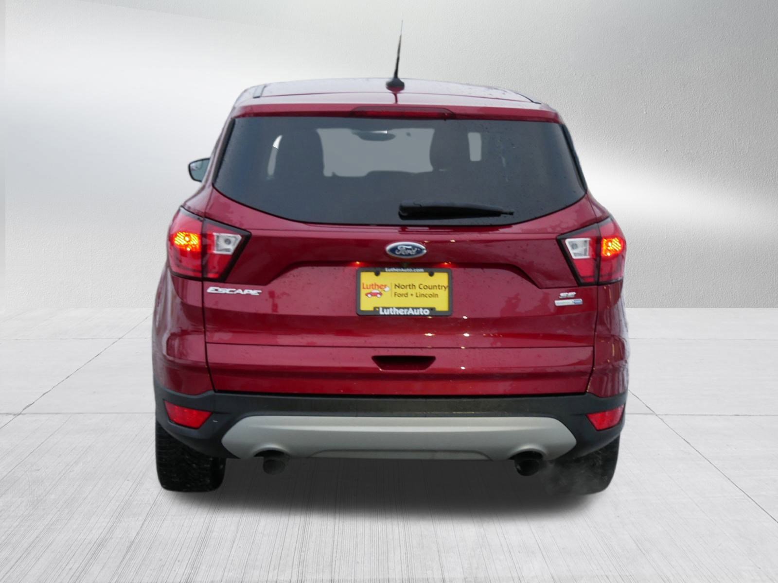 Certified 2019 Ford Escape SE image 4