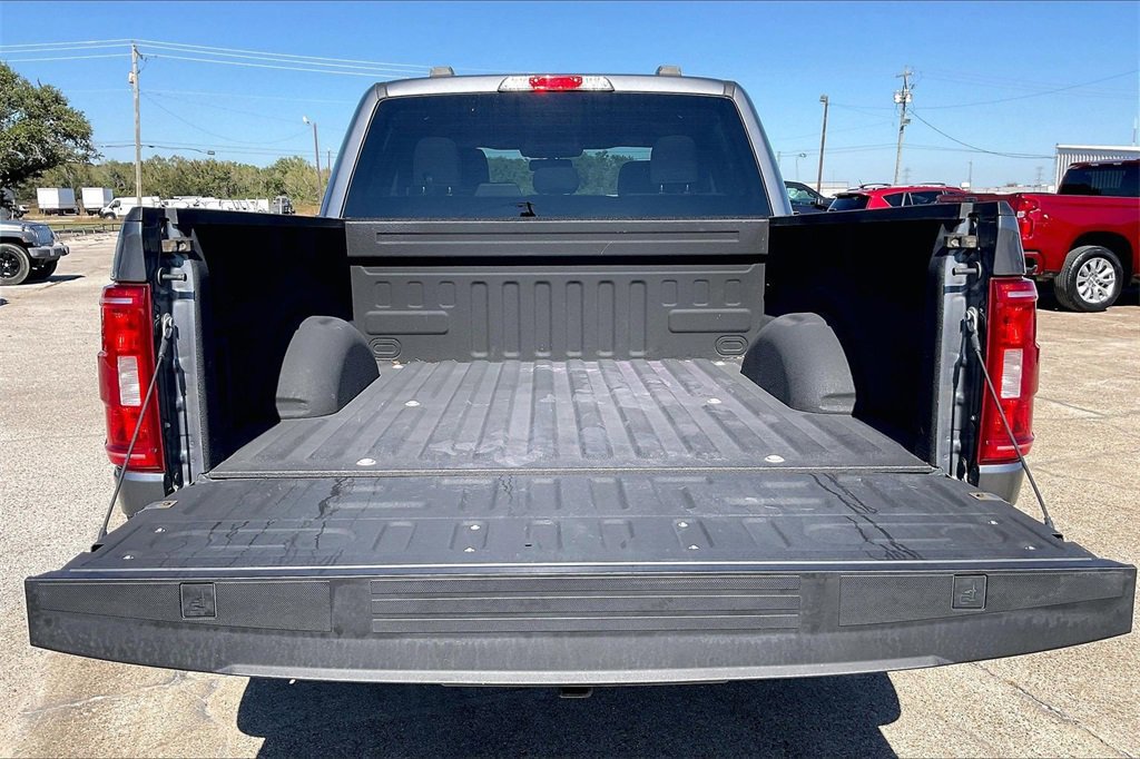 Certified 2021 Ford F150 XLT w/ Equipment Group 302A High image 37