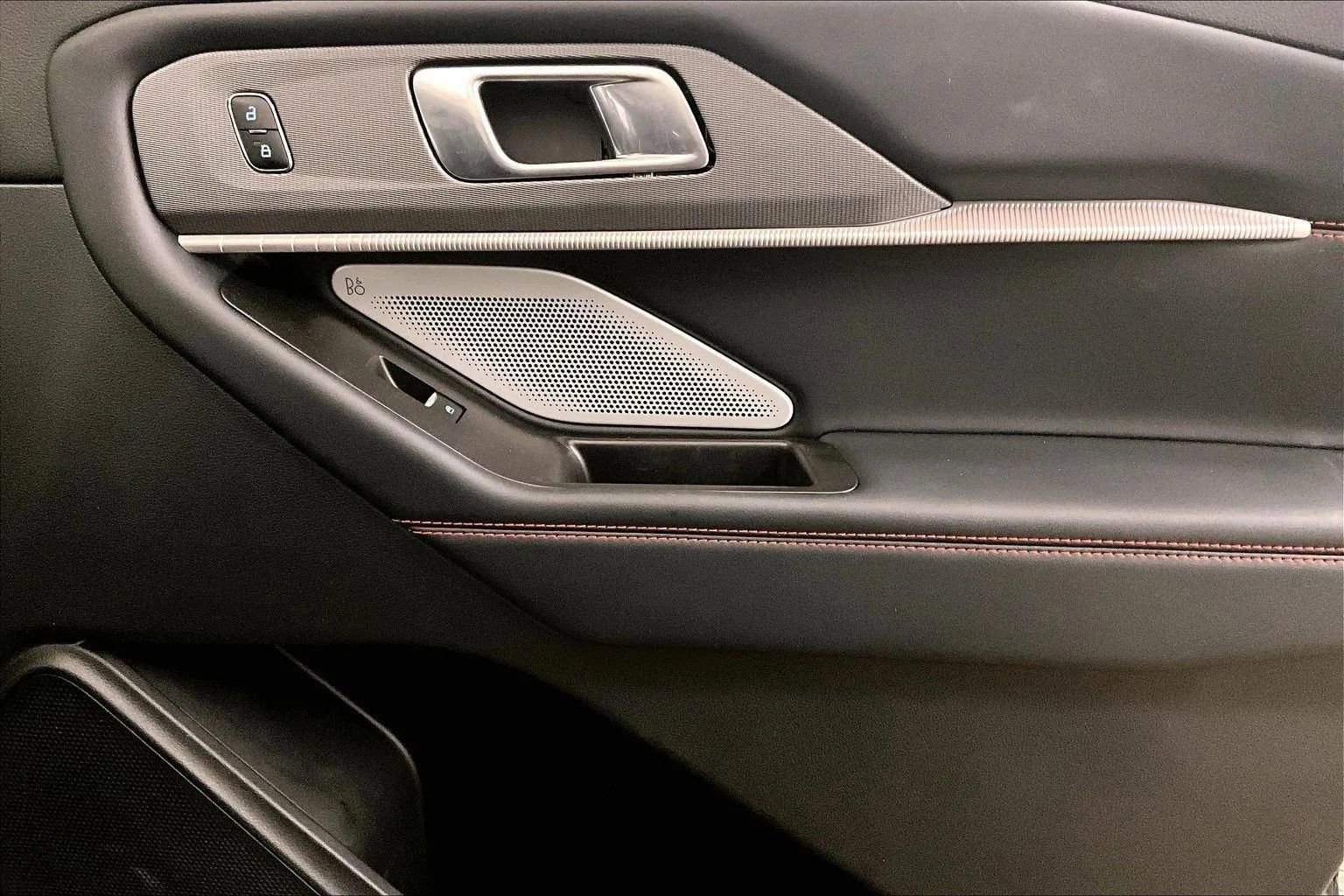 Certified 2025 Ford Explorer ST w/ Sun And Sound Package image 23