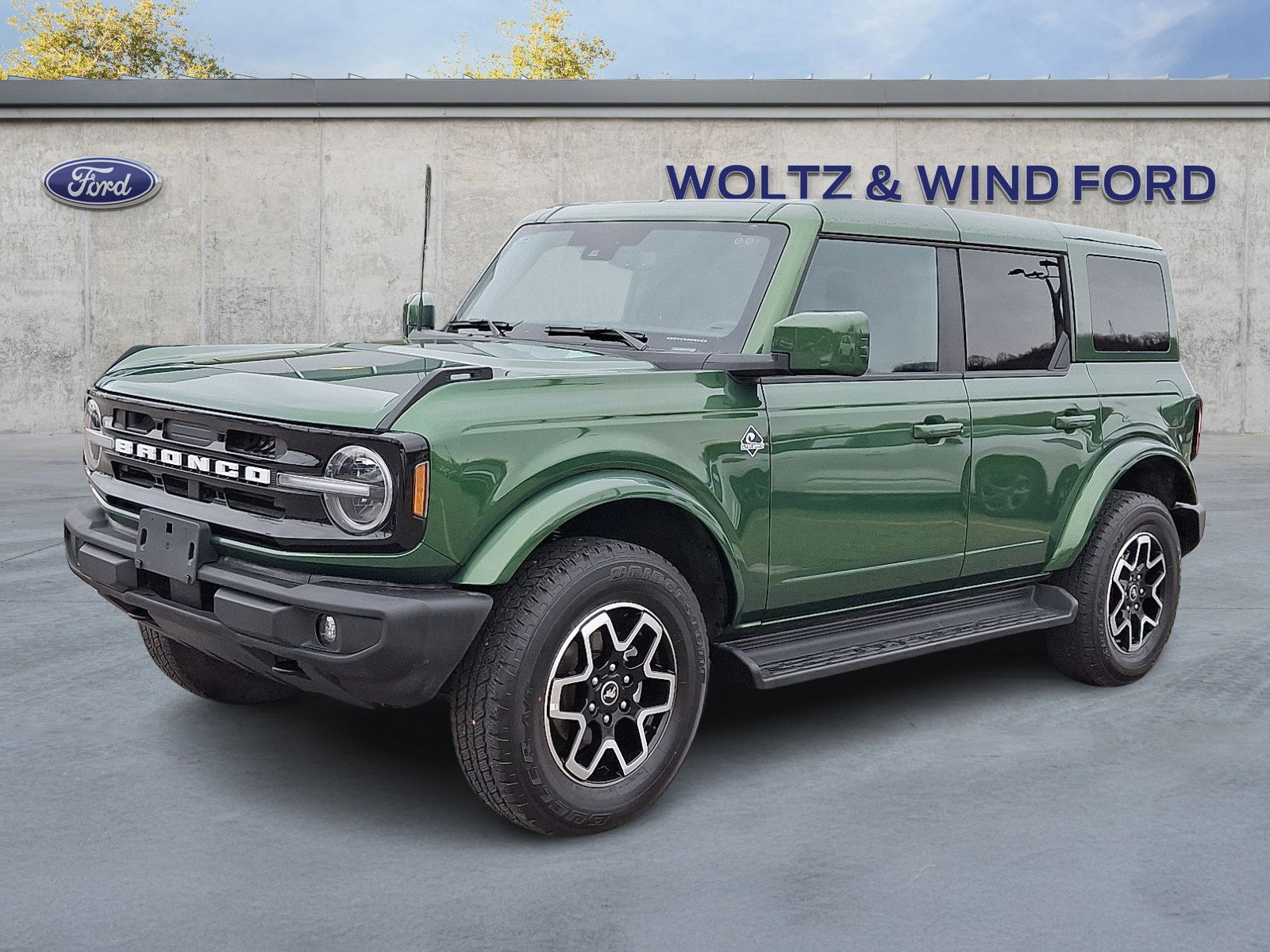 Certified 2025 Ford Bronco Outer Banks image 6