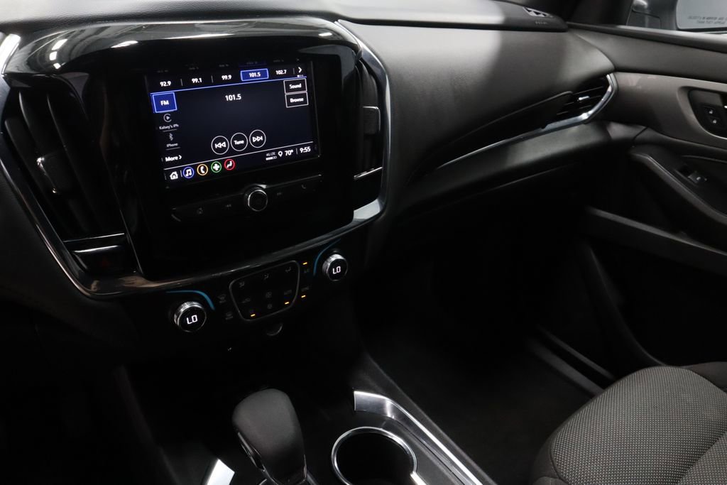Used 2023 Chevrolet Traverse LT FWD image 29