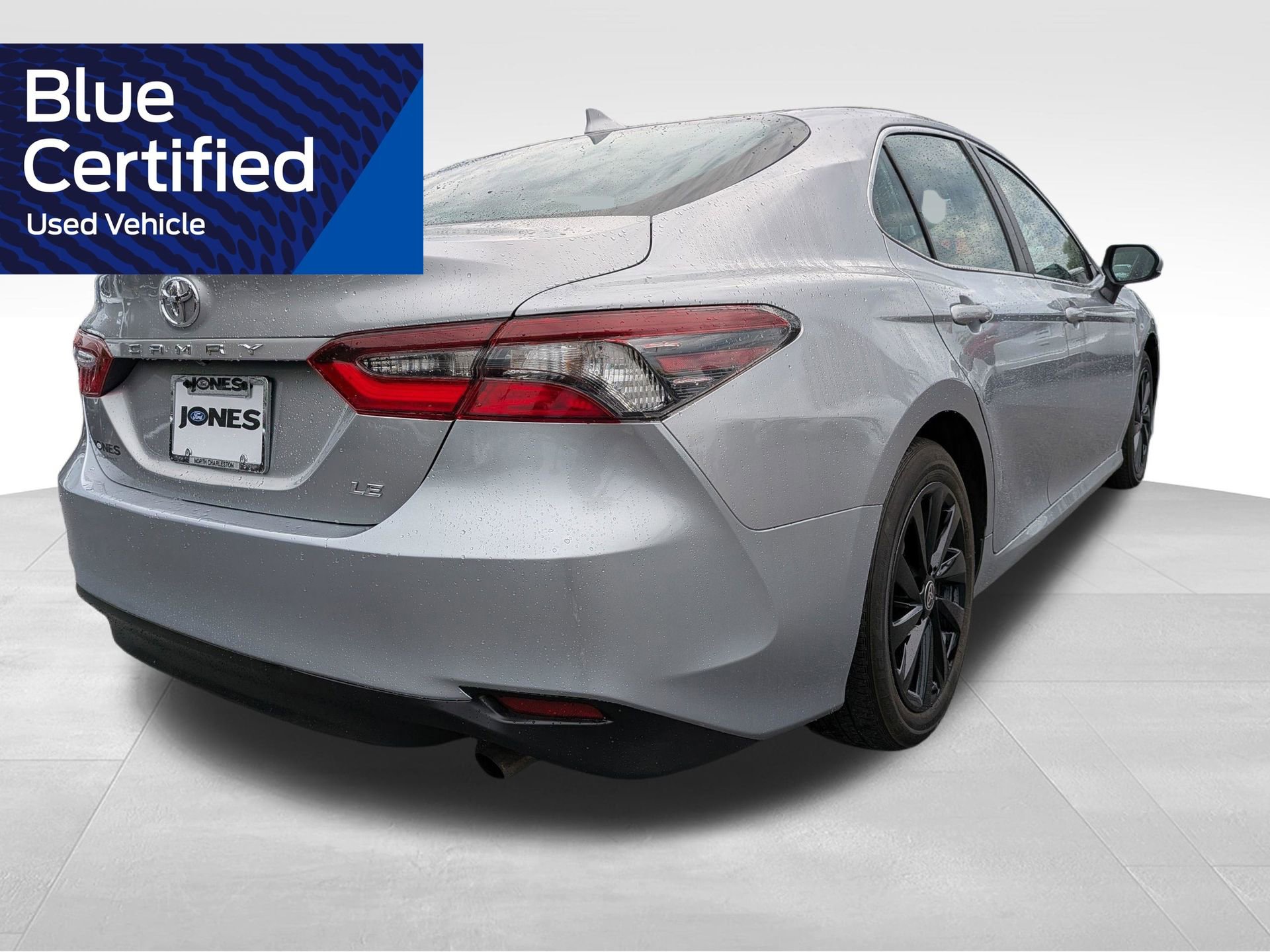 Used 2024 Toyota Camry LE FWD image 5