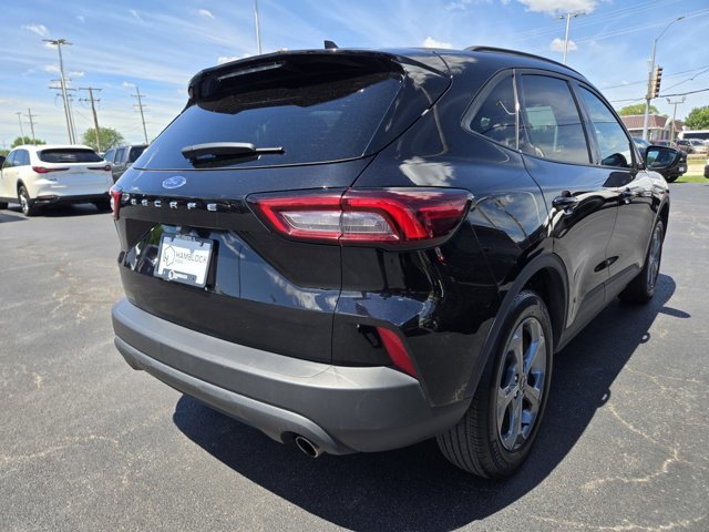 Certified 2025 Ford Escape ST-Line FWD image 37